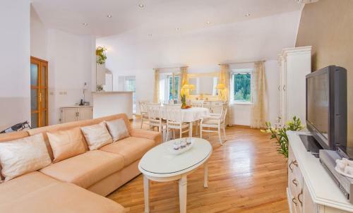 Villa Sweet Home