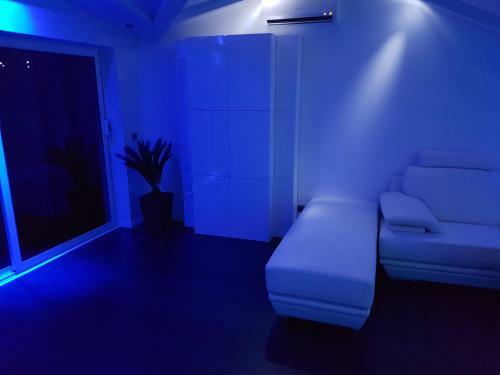 Jacuzzi Penthouse Apartment