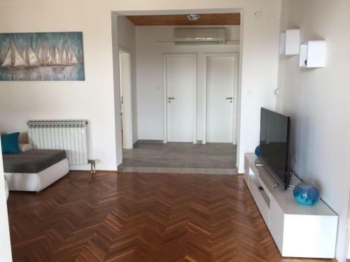 Lucic Apartmani
