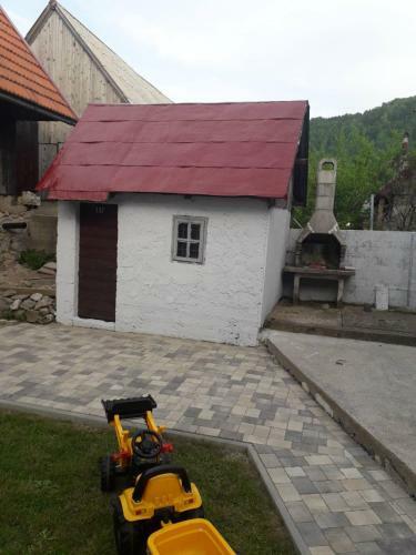 Ku?a Za Odmor "seka"***