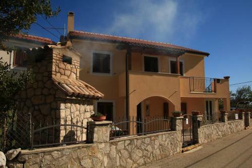 Apartments With A Parking Space Punta Kriza, Cres - 18644