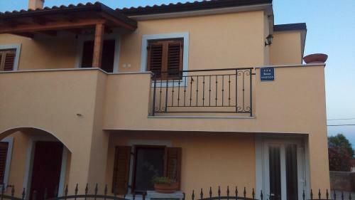 Apartments With A Parking Space Punta Kriza, Cres - 18644