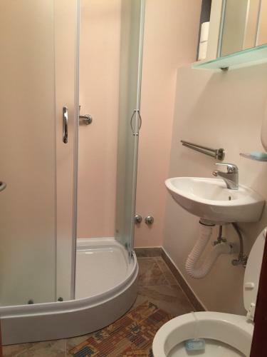 Albergue Buffet M Apartments And Rooms Obrovac