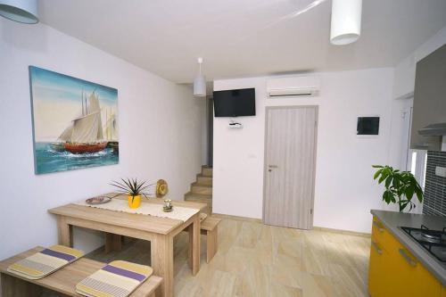 Jovich Apartments 2