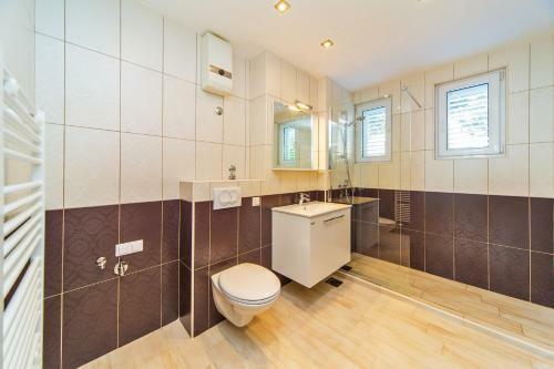 Hostal Apartment Residence Narona