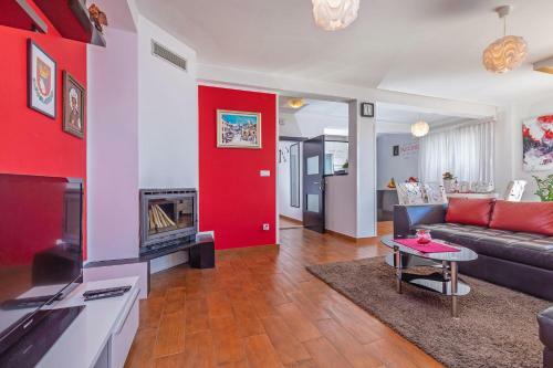 Apartment A&m