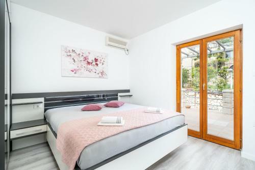 Hostal Deluxe Apartment