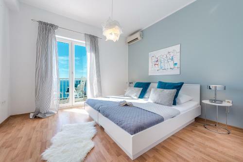 Summer Experience Apartment