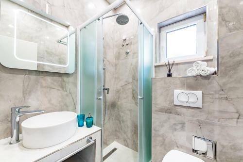 Summer Experience Apartment