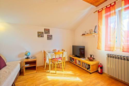 Hostal Apartment Areti