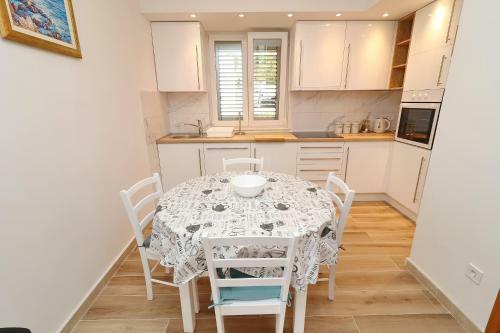 Charming Apartment Ana
