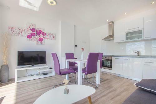 Villa Top Of Murter, One Bedroom Apartment