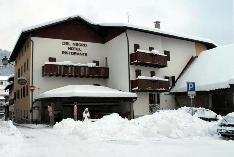 Hotel Del Negro