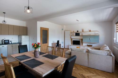 Seasons Apartmani