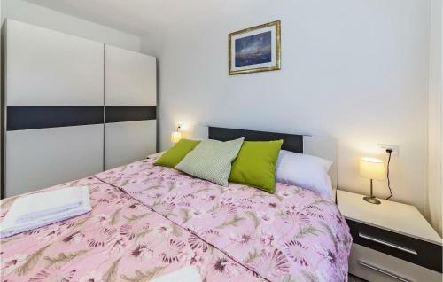 Awesome Home In Peroj With Wifi And 2 Bedrooms