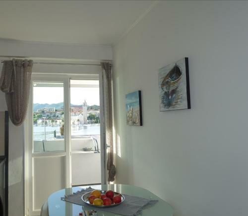 Apartment Fabry Riva Plo?e
