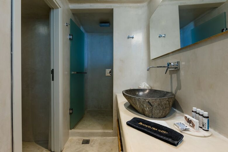 Apartamentos Porto Fira Suites
