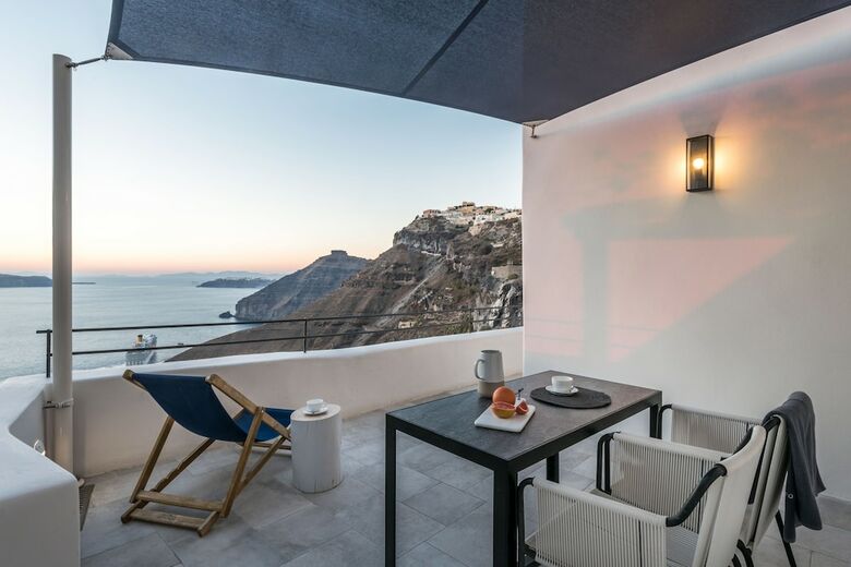 Apartamentos Porto Fira Suites