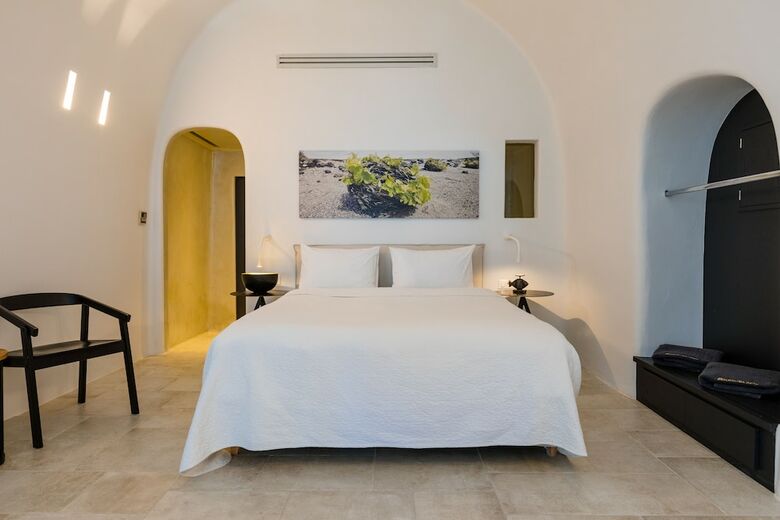 Apartamentos Porto Fira Suites