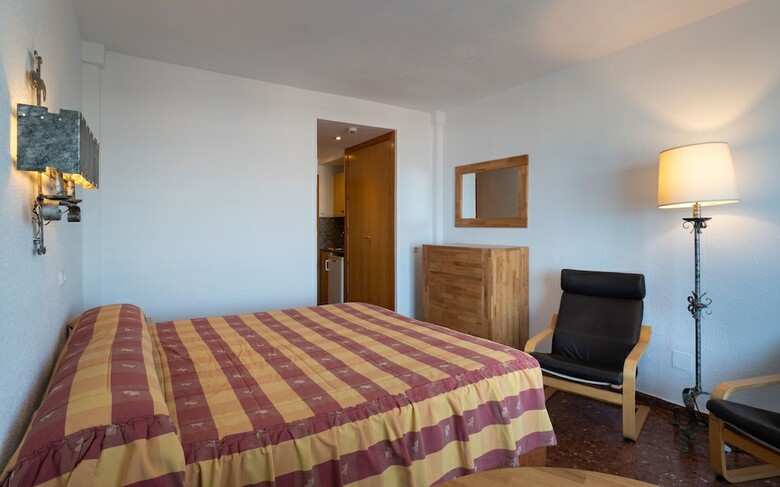 Hotel Apartamentos Bajondillo
