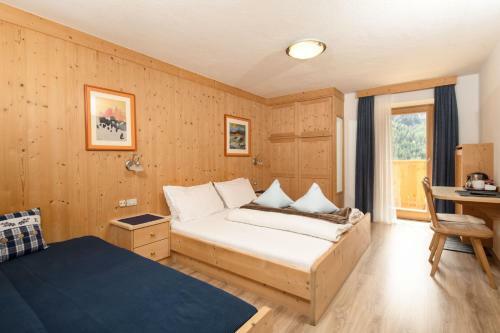 Hotel Declara B&B And Apartaments