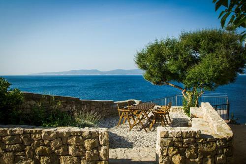 Stone Lady Holiday House