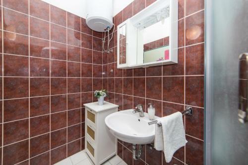 Apartmani Toni