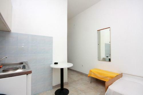 Hostal Rooms With A Parking Space Podaca, Makarska - 517