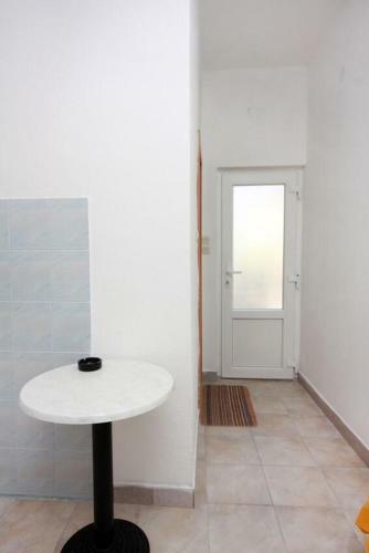 Hostal Rooms With A Parking Space Podaca, Makarska - 517