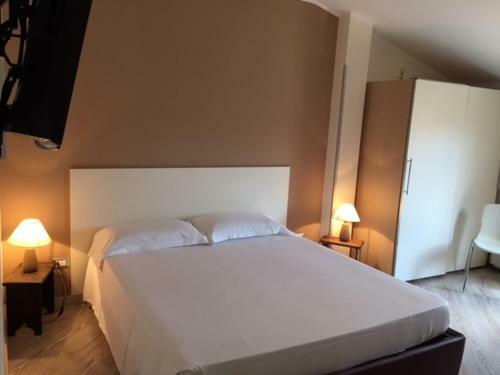 Bed & Breakfast La Terrazza Sul Porto - Guest House