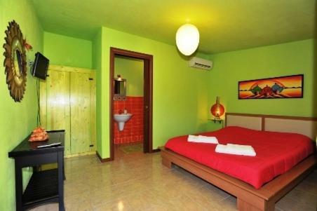 Butterfly House Bed & Breakfast