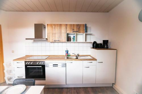 Cosy Apartment In Neupetershain With Wifi