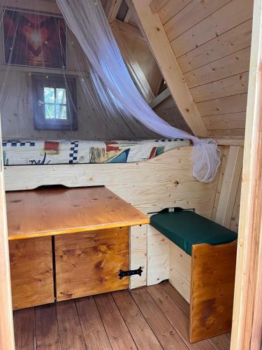 M�rchenh�tte Am Wald Und See