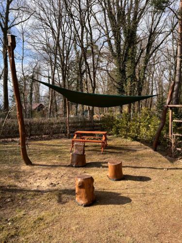 M�rchenh�tte Am Wald Und See