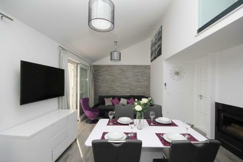 Apartments Toma?