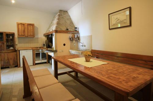 Apartments Toma?