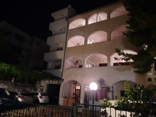 Apartmani R&b Radalj