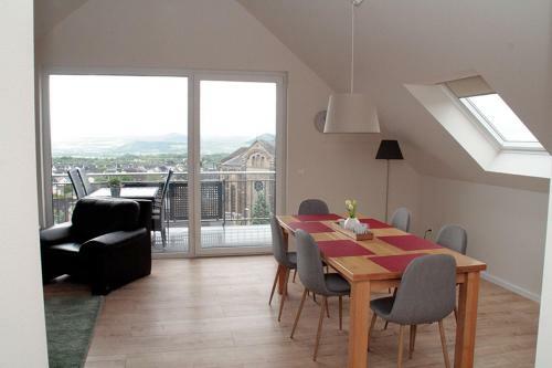 Apartamento Ferienwohnungen Pellenzblick - Wohnen Auf Zeit -