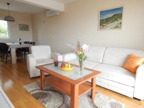 Apartman Karlo