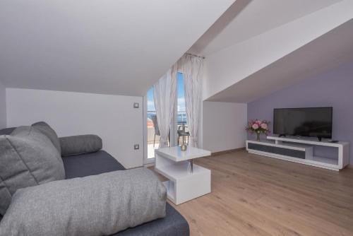 Apartmani Vuj?i?