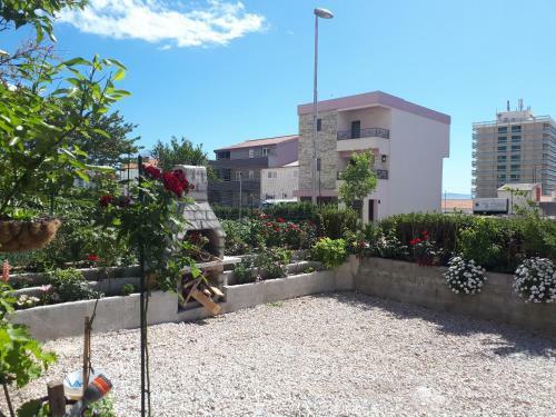 Jacky Apartments