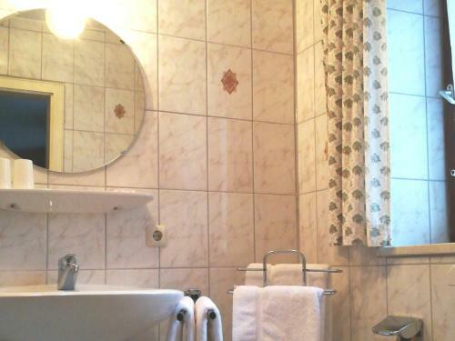 Hostal Pension Zur Klause