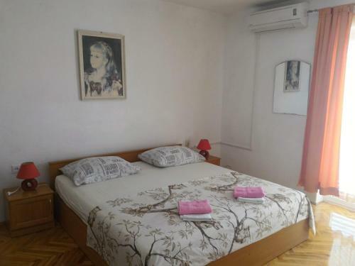 Apartment For 6 In Makarska Centar