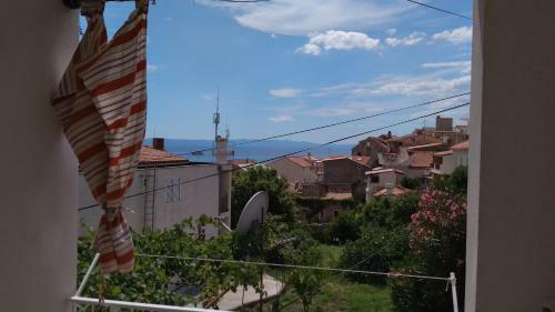 Apartment For 6 In Makarska Centar