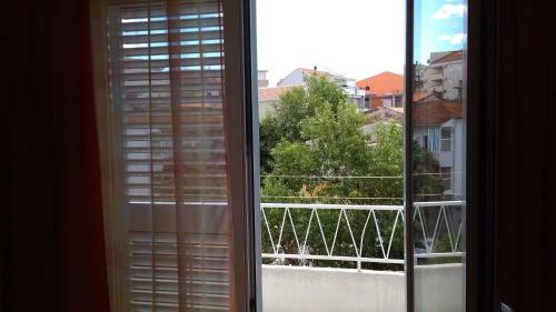 Apartment For 6 In Makarska Centar