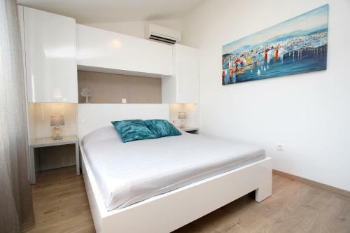 Apartments Besker