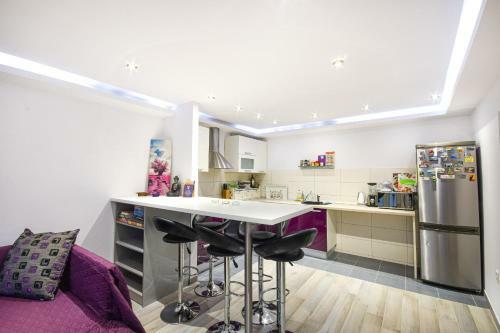 Luna Apartment