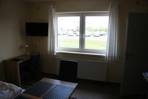 Hostal Pension Am Sundh�user See