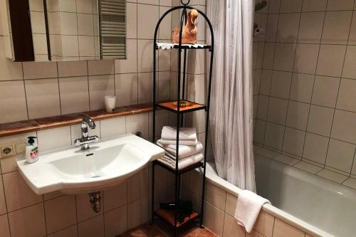 Apartamento Northeim - Voll Ausgestattet, Optimale Lage