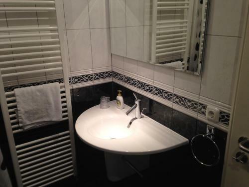 Hostal Gaestehaus Savo